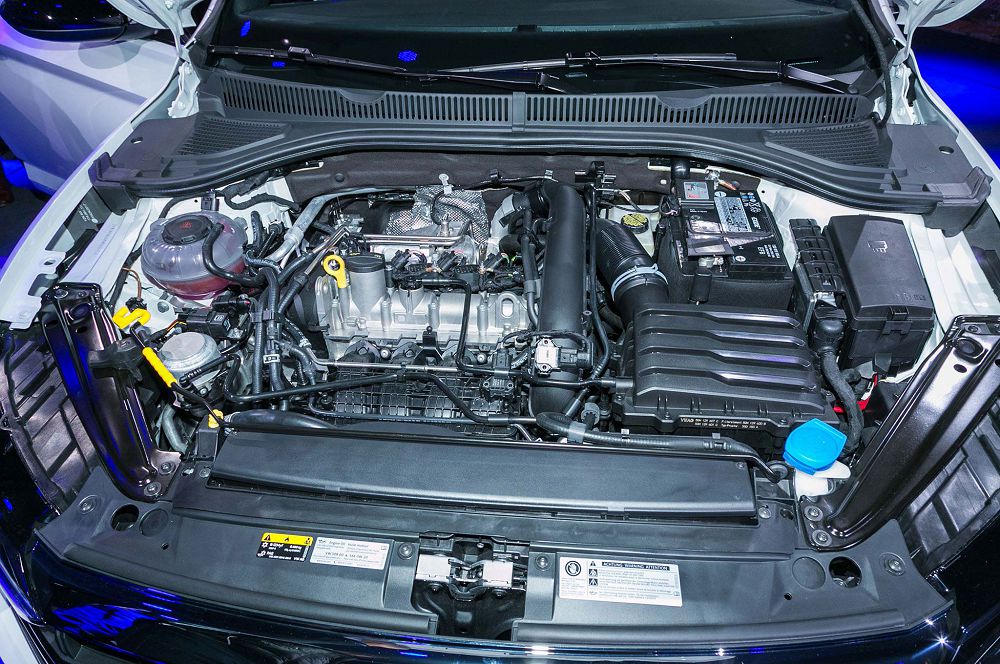 Джетта двигатели. VW Jetta 2020 мотор. VW 2020 Jetta двигатель. Фольксваген Джетта 2020 двигатель. Jetta 2020 1.6 мотор.